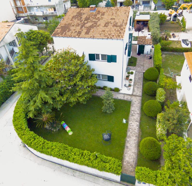 Kuca Za Odmor Kuzmanic Villa Kastela Exterior photo
